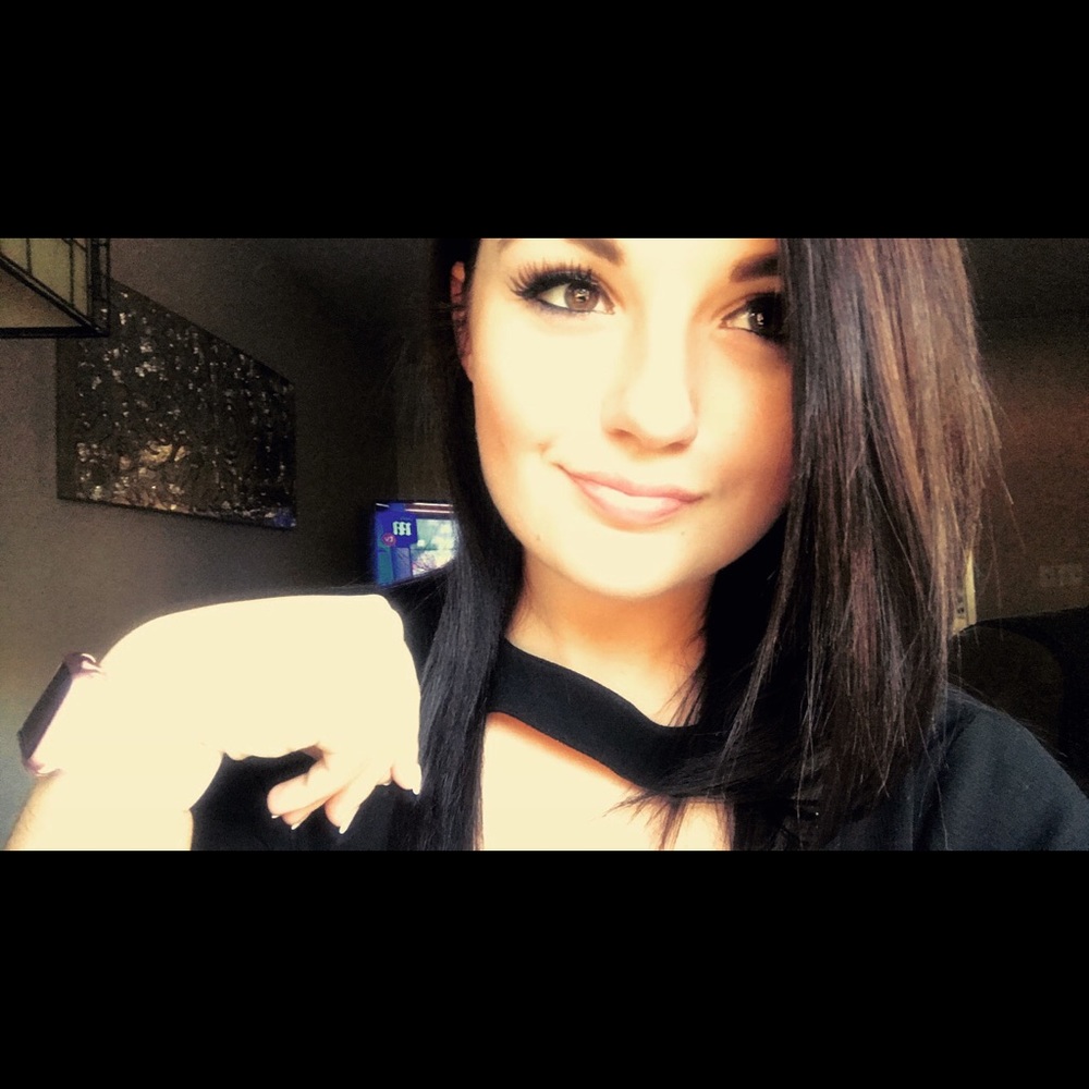 Meet your Posher, Alyssa